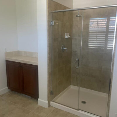 Bathroom 01 Before 02