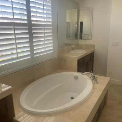 Bathroom 01 Before 03